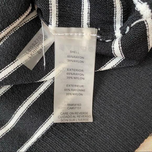 Pull Ou Robe Karl Lagerfeld - Motif Géométrique Noir Et Blanc - Taille S - Occasion Très Bon état
